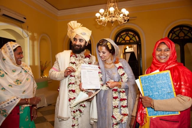 Muslim Nikah ceremony in Karachi with Qazi, witnesses and Nikah Nama documentation